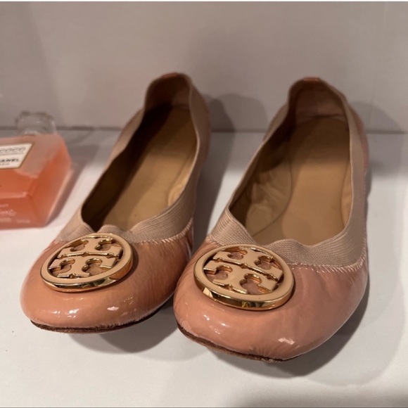 Tory Burch Neutral Flats - Picture 9 of 12